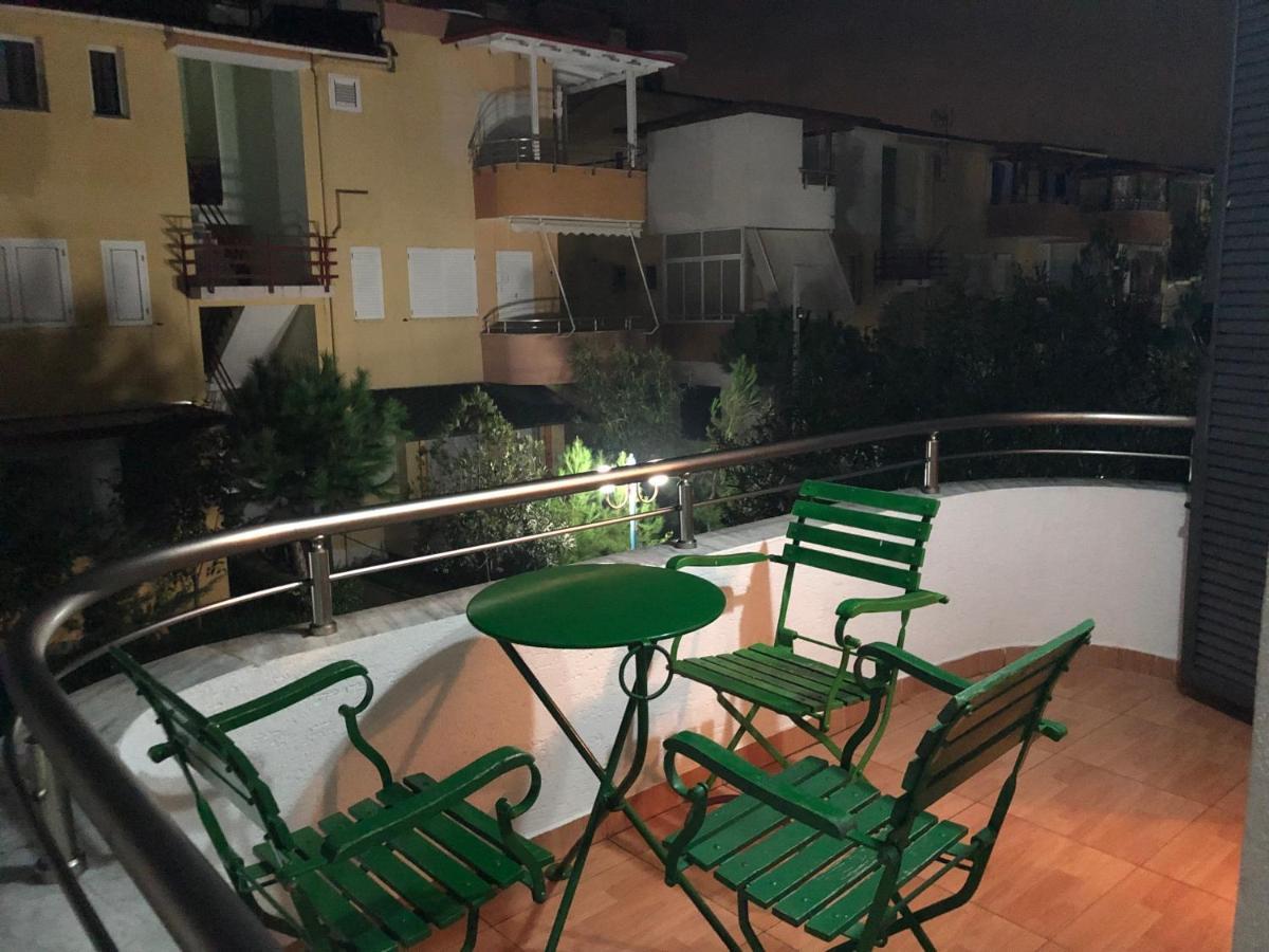 Gazi'S Apartament For Rent Golem  Exterior foto
